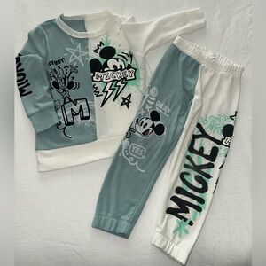 Disney Blue and White Sweatshirt with Graphic Design